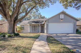 508 Queenswood Trail, Victoria, TX 77901