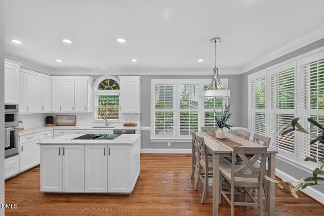 202 Stoneleigh Drive, Cary, NC 27511