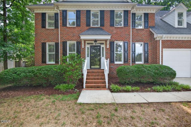 202 Stoneleigh Drive, Cary, NC 27511