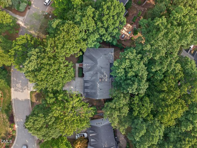 202 Stoneleigh Drive, Cary, NC 27511