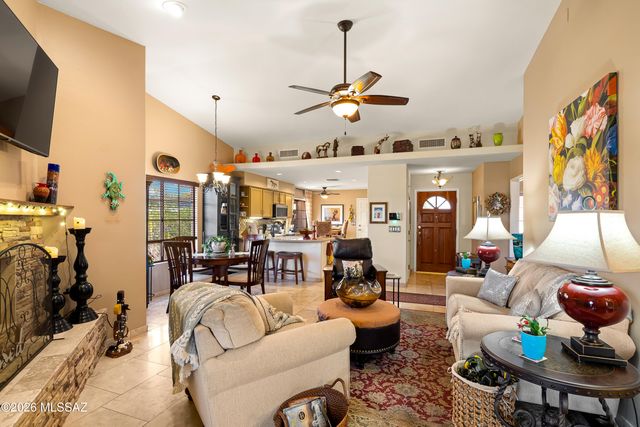 47 E Horizon Circle, Oro Valley, AZ 85737