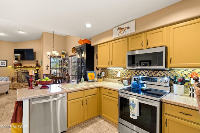 47 E Horizon Circle, Oro Valley, AZ 85737