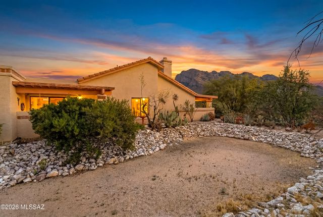 47 E Horizon Circle, Oro Valley, AZ 85737