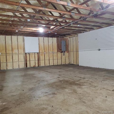 1278 W Klein Street, Mount Morris, MI 48458