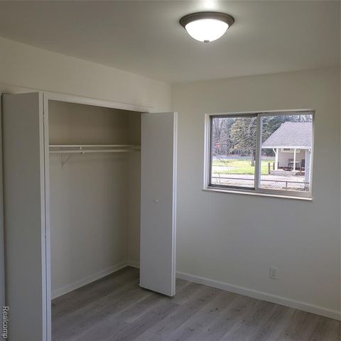 1278 W Klein Street, Mount Morris, MI 48458