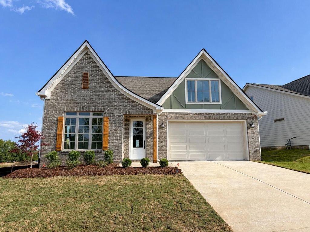81 Snow Line Lane, Ooltewah, TN 37363
