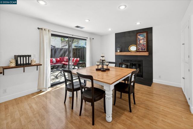 2202 Boulder Creek Ct., Martinez, CA 94553