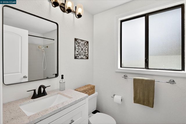 2202 Boulder Creek Ct., Martinez, CA 94553