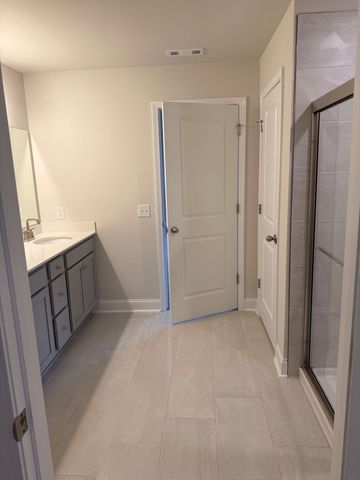 130 Cades Blf, Lebanon, TN 37087