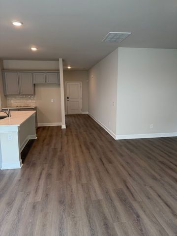 130 Cades Blf, Lebanon, TN 37087