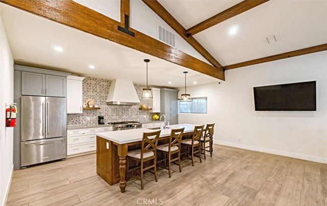 5815 E La Palma E 302, Anaheim, CA 92807