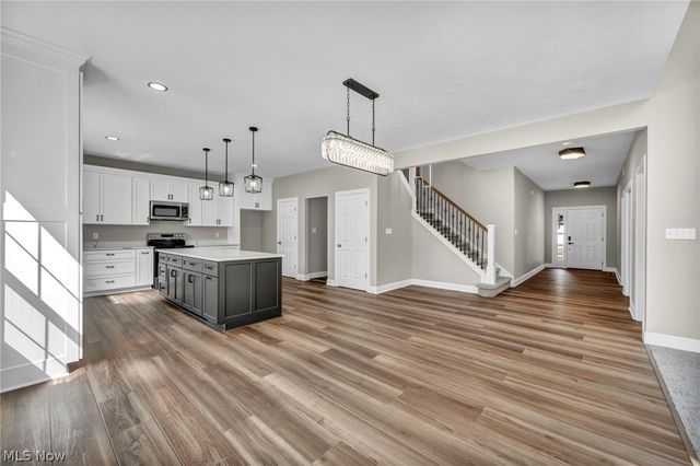 5984 Cornell Avenue, North Ridgeville, OH 44039