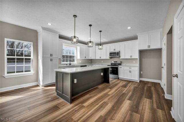 5984 Cornell Avenue, North Ridgeville, OH 44039