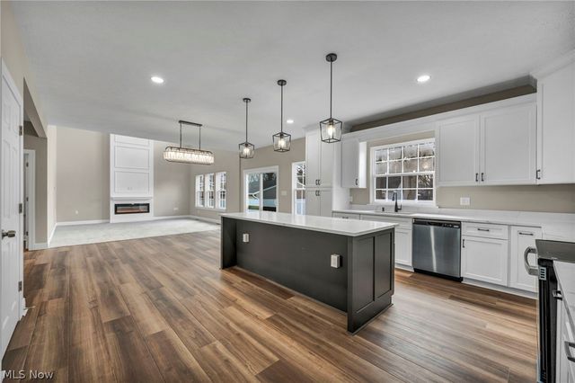 5984 Cornell Avenue, North Ridgeville, OH 44039