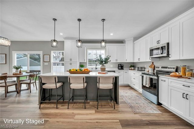 5984 Cornell Avenue, North Ridgeville, OH 44039