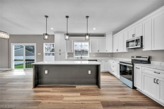 5984 Cornell Avenue, North Ridgeville, OH 44039