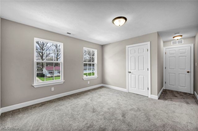 5984 Cornell Avenue, North Ridgeville, OH 44039
