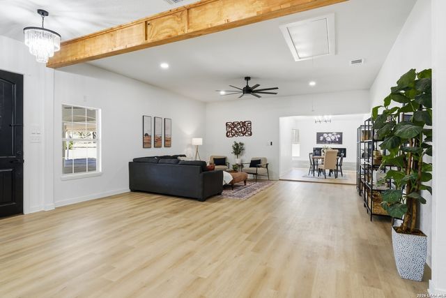 670 Quail Run, Lytle, TX 78052