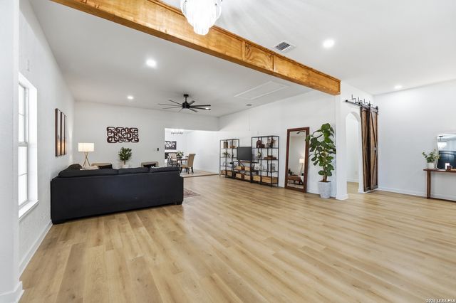 670 Quail Run, Lytle, TX 78052
