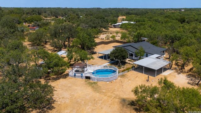 670 Quail Run, Lytle, TX 78052