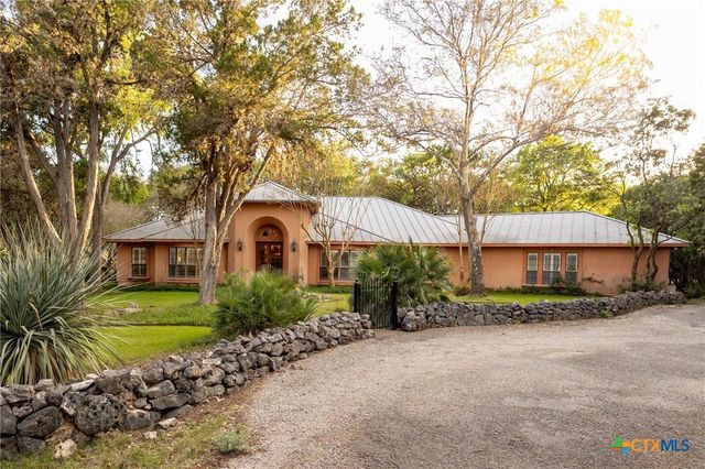 1901 Riada Drive, New Braunfels, TX 78132