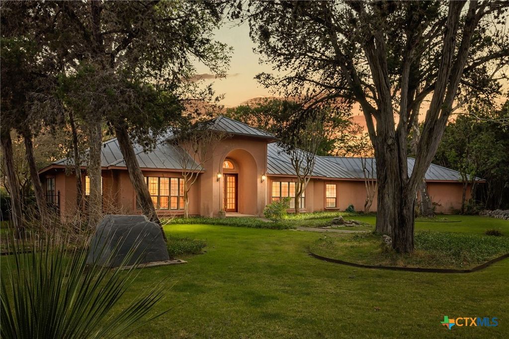 1901 Riada Drive, New Braunfels, TX 78132