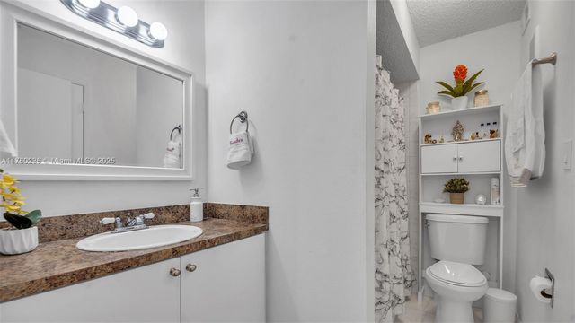 15591 SW 105th Ter 524, Miami, FL 33196