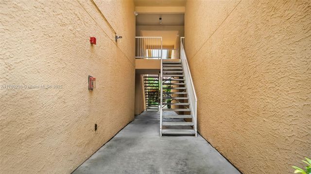 15591 SW 105th Ter 524, Miami, FL 33196