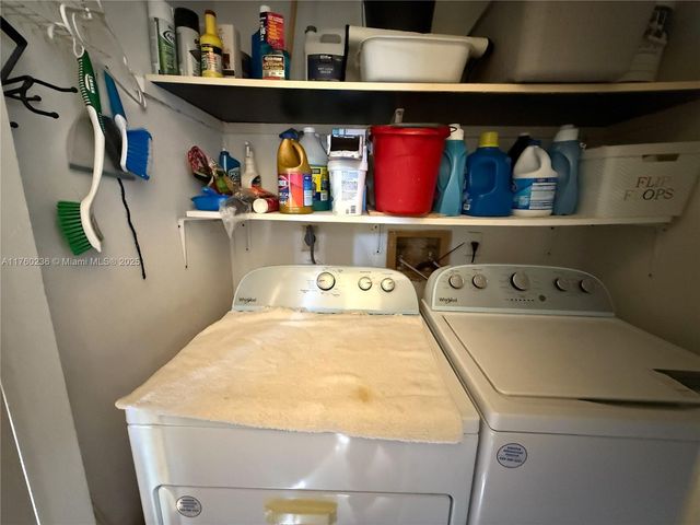 15591 SW 105th Ter 524, Miami, FL 33196