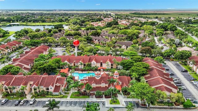 15591 SW 105th Ter 524, Miami, FL 33196