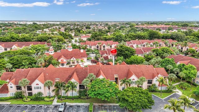 15591 SW 105th Ter 524, Miami, FL 33196