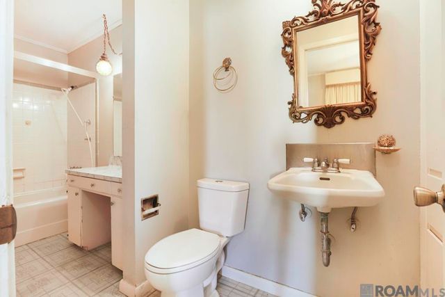 11444 St Lawrence Dr, Baton Rouge, LA 70811