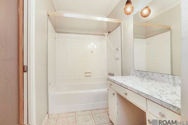 11444 St Lawrence Dr, Baton Rouge, LA 70811