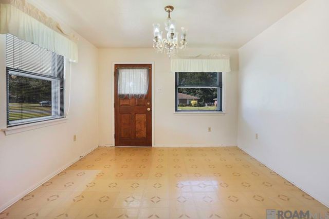 11444 St Lawrence Dr, Baton Rouge, LA 70811