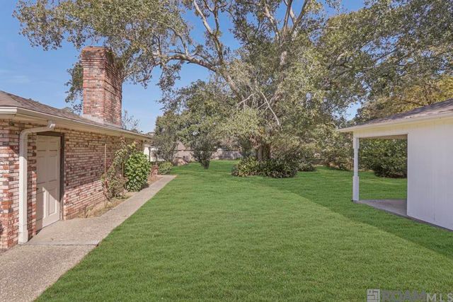 11444 St Lawrence Dr, Baton Rouge, LA 70811