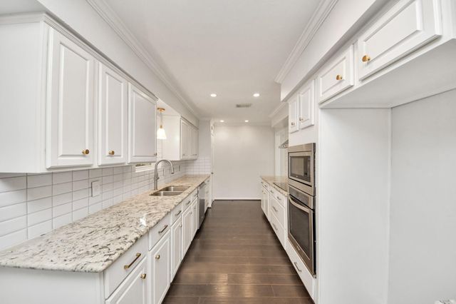 7527 Brush Wood Drive, Houston, TX 77088