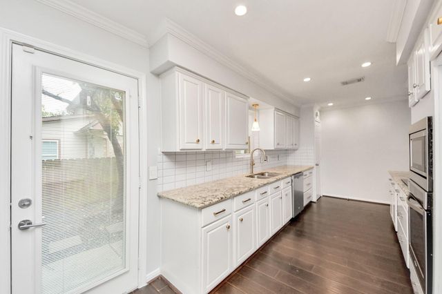 7527 Brush Wood Drive, Houston, TX 77088