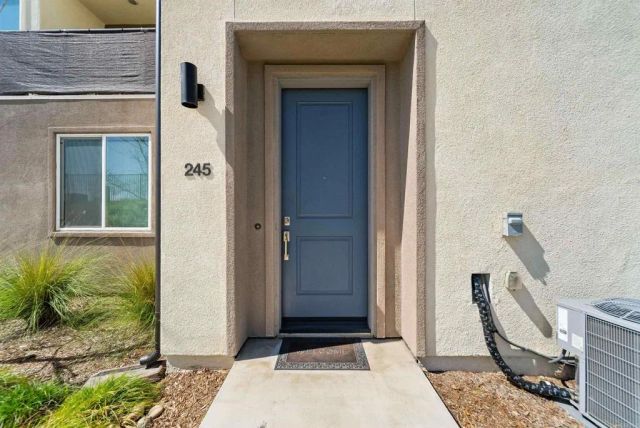 5284 Beachfront Cove 245, San Diego, CA 92154