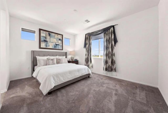 5284 Beachfront Cove 245, San Diego, CA 92154