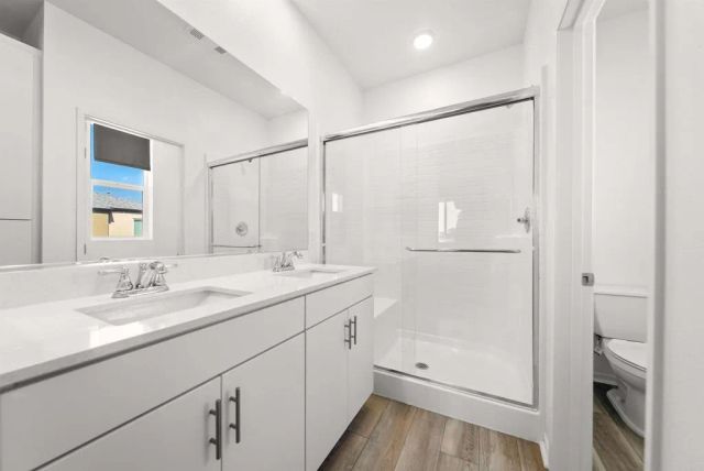 5284 Beachfront Cove 245, San Diego, CA 92154