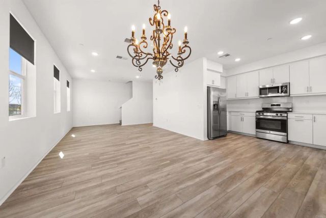 5284 Beachfront Cove 245, San Diego, CA 92154