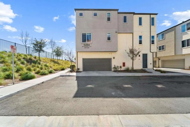 5284 Beachfront Cove 245, San Diego, CA 92154