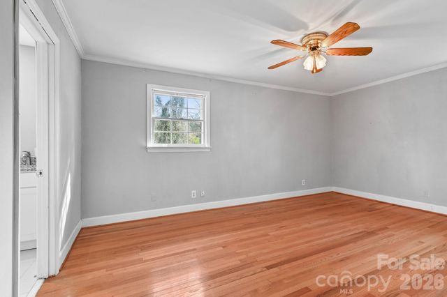 624 Brentwood Court, Winston Salem, NC 27104