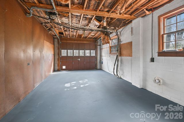 624 Brentwood Court, Winston Salem, NC 27104