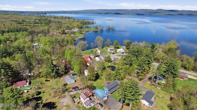 110 Pike St Extension, Broadalbin, NY 12025