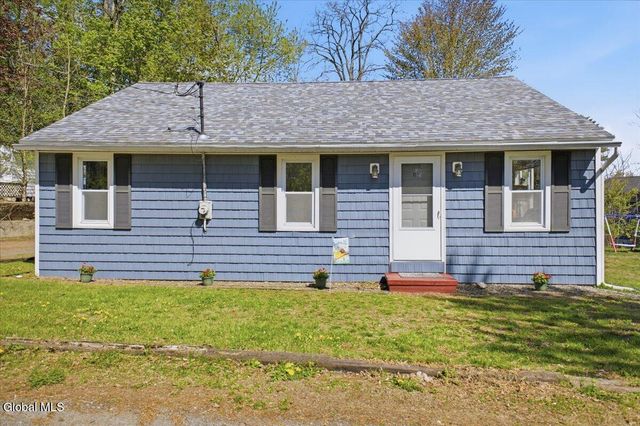 110 Pike St Extension, Broadalbin, NY 12025