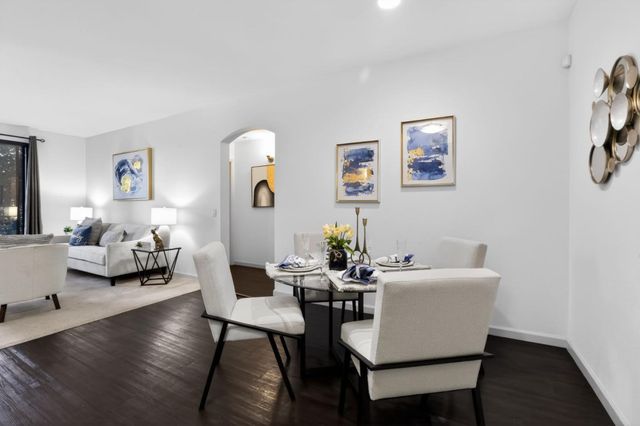 10745 N De Anza Boulevard 215, Cupertino, CA 95014