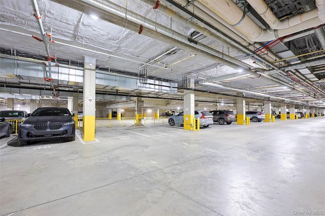 100 Garvies Point Road 1024, Glen Cove, NY 11542