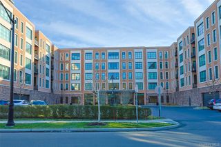 100 Garvies Point Road 1024, Glen Cove, NY 11542