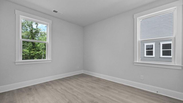 135 Lilac Grove Way, Summerville, SC 29486